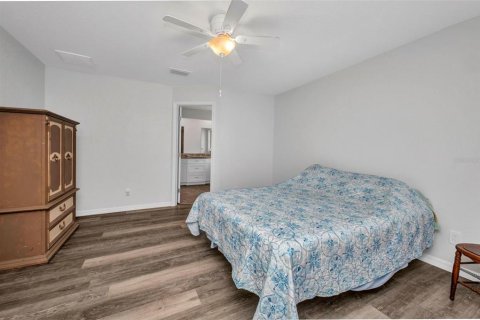 House in North Port, Florida 3 bedrooms, 164.25 sq.m. № 1759479 - photo 12