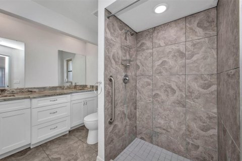 House in North Port, Florida 3 bedrooms, 164.25 sq.m. № 1759479 - photo 15
