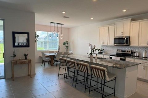 Villa ou maison à vendre à Kissimmee, Floride: 4 chambres, 232.26 m2 № 2296947 - photo 17
