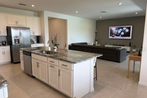 Villa ou maison à vendre à Kissimmee, Floride: 4 chambres, 232.26 m2 № 2296947 - photo 14