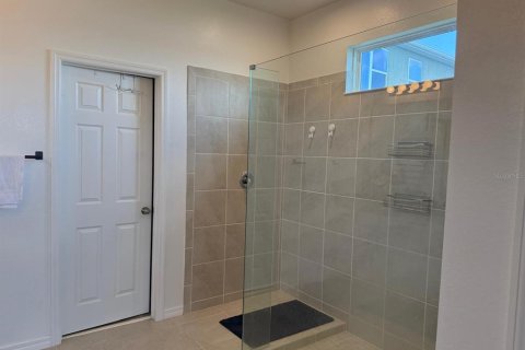 Villa ou maison à vendre à Kissimmee, Floride: 4 chambres, 232.26 m2 № 2296947 - photo 28