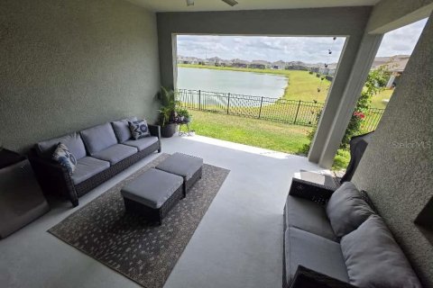 Villa ou maison à vendre à Kissimmee, Floride: 4 chambres, 232.26 m2 № 2296947 - photo 20
