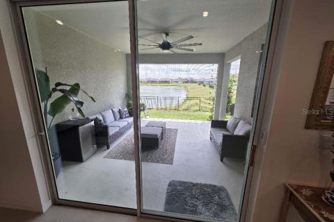Villa ou maison à vendre à Kissimmee, Floride: 4 chambres, 232.26 m2 № 2296947 - photo 21