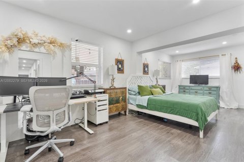 Villa ou maison à vendre à Miami, Floride: 3 chambres, 136.38 m2 № 2068247 - photo 12