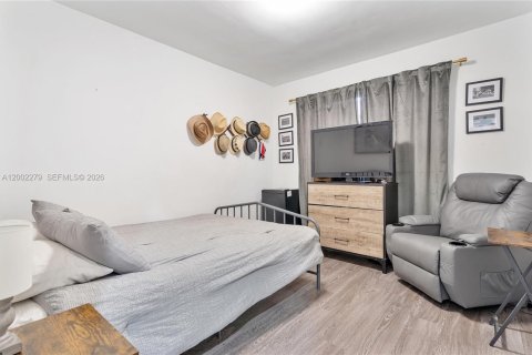 Villa ou maison à vendre à Miami, Floride: 3 chambres, 136.38 m2 № 2068247 - photo 14