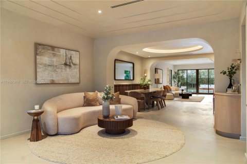 House in Miami Beach, Florida 4 bedrooms, 244.24 sq.m. № 2064778 - photo 9
