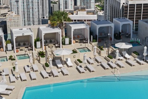 Condo in Miami, Florida, 2 bedrooms  № 1952873 - photo 25