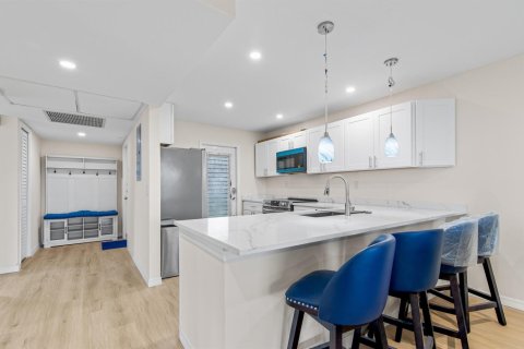 Condominio en alquiler en Pompano Beach, Florida, 3 dormitorios, 129.13 m2 № 2088228 - foto 11
