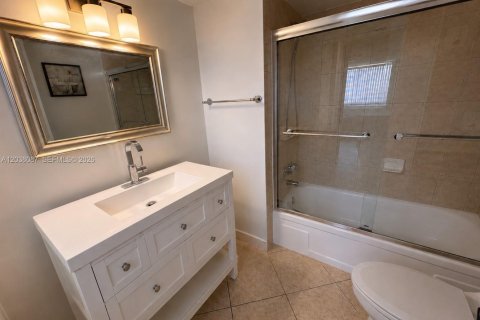 Copropriété à vendre à Aventura, Floride: 1 chambre, 82.4 m2 № 2085906 - photo 12
