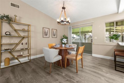 Villa ou maison à vendre à Edgewater, Floride: 3 chambres, 157.93 m2 № 2358161 - photo 11