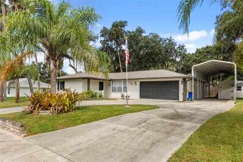 Villa ou maison à vendre à Edgewater, Floride: 3 chambres, 157.93 m2 № 2358161 - photo 4