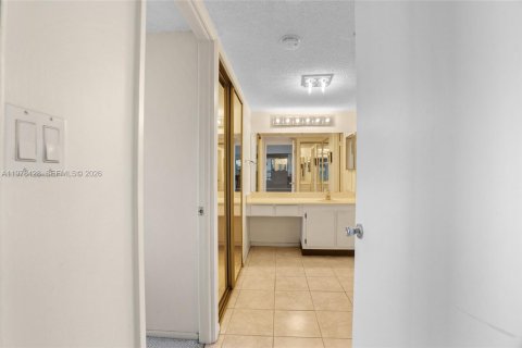Купить кондоминиум в Авентура, Флорида 2 спальни, 105.82м2, № 2244337 - фото 30