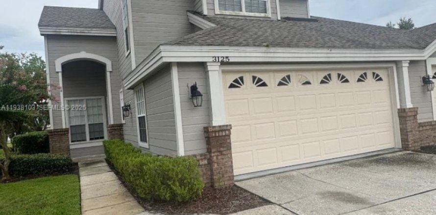 Condominio en Lakeland, Florida, 3 dormitorios  № 1995843