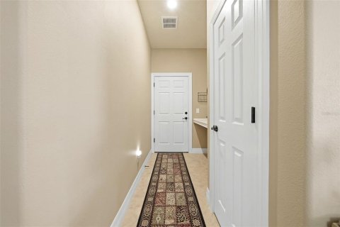 House in DEL WEBB STONE CREEK in Ocala, Florida 2 bedrooms, 182.46 sq.m. № 2221053 - photo 25
