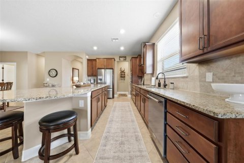 House in DEL WEBB STONE CREEK in Ocala, Florida 2 bedrooms, 182.46 sq.m. № 2221053 - photo 12