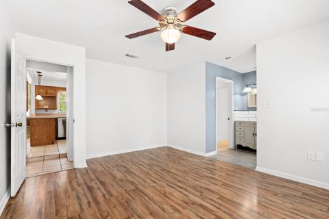 Casa en venta en Gainesville, Florida, 3 dormitorios, 174.84 m2 № 1571466 - foto 17