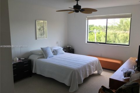 Купить кондоминиум в Ки-Бискейн, Флорида 2 спальни, 96.25м2, № 2021855 - фото 18