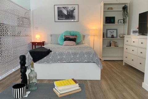 Снять в аренду коммерческую недвижимость в Майами, Флорида 37.16м2, № 2032999 - фото 6