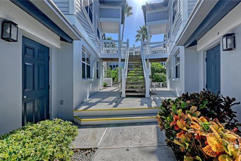 Condominio en venta en Sarasota, Florida, 2 dormitorios, 118.91 m2 № 2396120 - foto 3