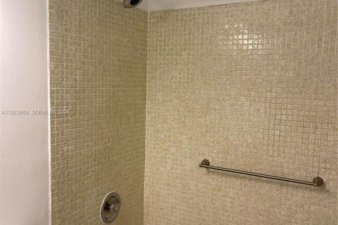 Condo in Deerfield Beach, Florida, 1 bedroom  № 1982403 - photo 20