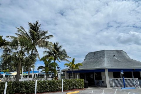 Condo in Deerfield Beach, Florida, 1 bedroom  № 1982403 - photo 24