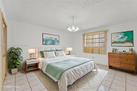 Купить коммерческую недвижимость в Майами, Флорида 233.56м2, № 1886607 - фото 14