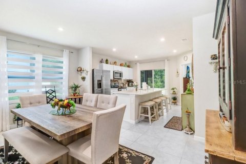 Touwnhouse à vendre à New Port Richey, Floride: 3 chambres, 151.62 m2 № 2204416 - photo 16