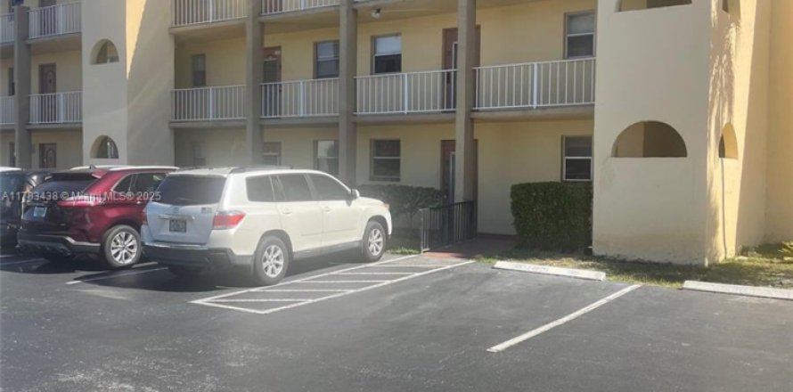 Condo in Sunrise, Florida, 1 bedroom № 1638767