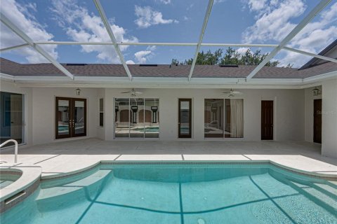 House in Dade City, Florida 3 bedrooms, 212.93 sq.m. № 1772927 - photo 16