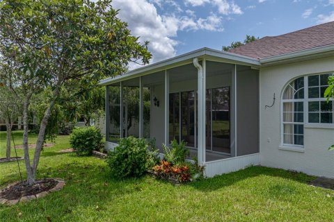 House in Dade City, Florida 3 bedrooms, 212.93 sq.m. № 1772927 - photo 21