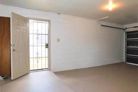 House in Orlando, Florida 4 bedrooms, 109.25 sq.m. № 1667072 - photo 25