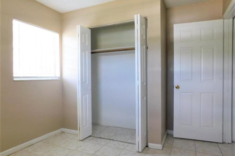 House in Orlando, Florida 4 bedrooms, 109.25 sq.m. № 1667072 - photo 16