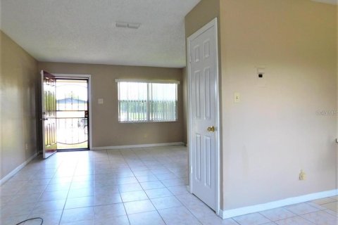 House in Orlando, Florida 4 bedrooms, 109.25 sq.m. № 1667072 - photo 24