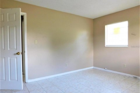 House in Orlando, Florida 4 bedrooms, 109.25 sq.m. № 1667072 - photo 21