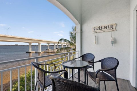 Condo à Stuart, Floride, 2 chambres № 2146725