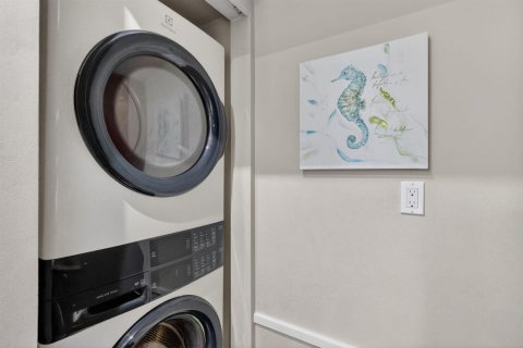 Copropriété à louer à Stuart, Floride: 2 chambres, 100.52 m2 № 2146725 - photo 13