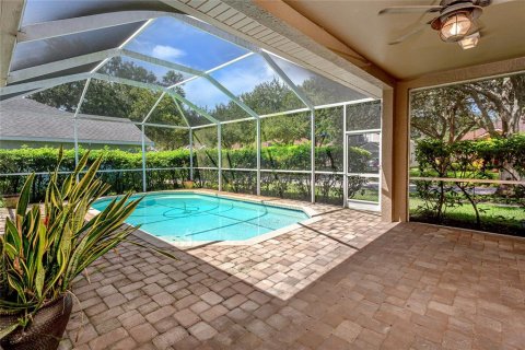 Casa en venta en Tampa, Florida, 4 dormitorios, 206.15 m2 № 1858361 - foto 17