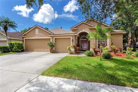 Casa en venta en Tampa, Florida, 4 dormitorios, 206.15 m2 № 1858361 - foto 1