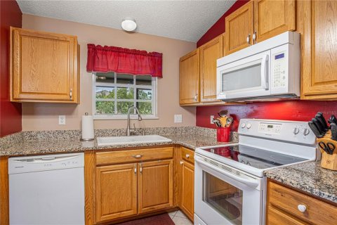 Villa ou maison à vendre à Palm Bay, Floride: 3 chambres, 112.32 m2 № 2091785 - photo 15