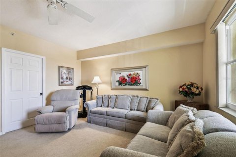 Condo in North Redington Beach, Florida, 3 bedrooms  № 1854710 - photo 29