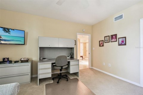 Condo in North Redington Beach, Florida, 3 bedrooms  № 1854710 - photo 30