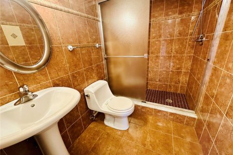 Condominio en alquiler en Saint Petersburg, Florida, 3 dormitorios, 134.24 m2 № 1856260 - foto 23