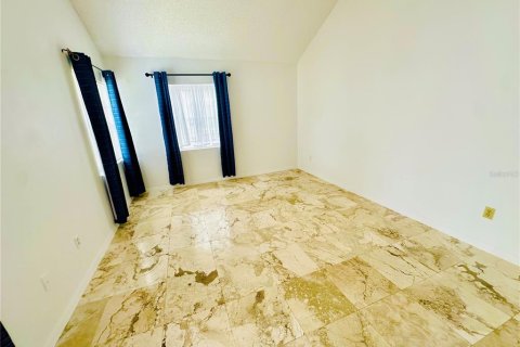 Condominio en alquiler en Saint Petersburg, Florida, 3 dormitorios, 134.24 m2 № 1856260 - foto 7