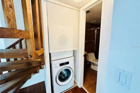 Condominio en alquiler en Saint Petersburg, Florida, 3 dormitorios, 134.24 m2 № 1856260 - foto 30