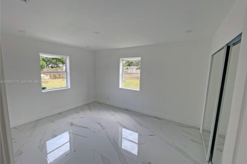 Villa ou maison à vendre à Fort Lauderdale, Floride: 3 chambres, 116.31 m2 № 2286057 - photo 9