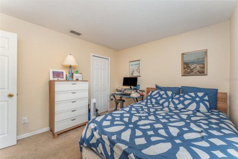 Townhouse in Davenport, Florida 4 bedrooms, 172.43 sq.m. № 1509703 - photo 23