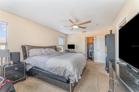 Townhouse in Davenport, Florida 4 bedrooms, 172.43 sq.m. № 1509703 - photo 17