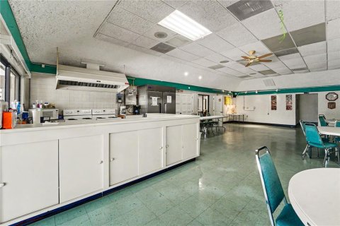 Condo in New Port Richey, Florida, 2 bedrooms  № 2142475 - photo 21