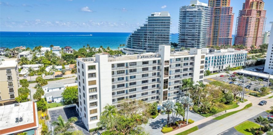 Condo in Fort Lauderdale, Florida, 2 bedrooms № 1154591