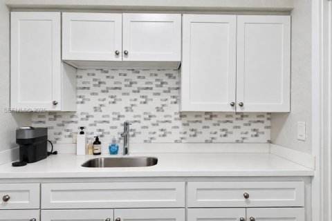 Copropriété à louer à Miami Beach, Floride: 1 chambre, 69.68 m2 № 2382288 - photo 5